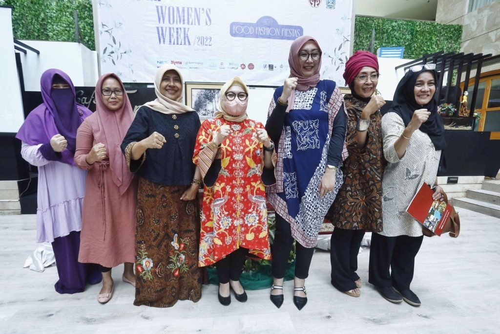 women'sweek